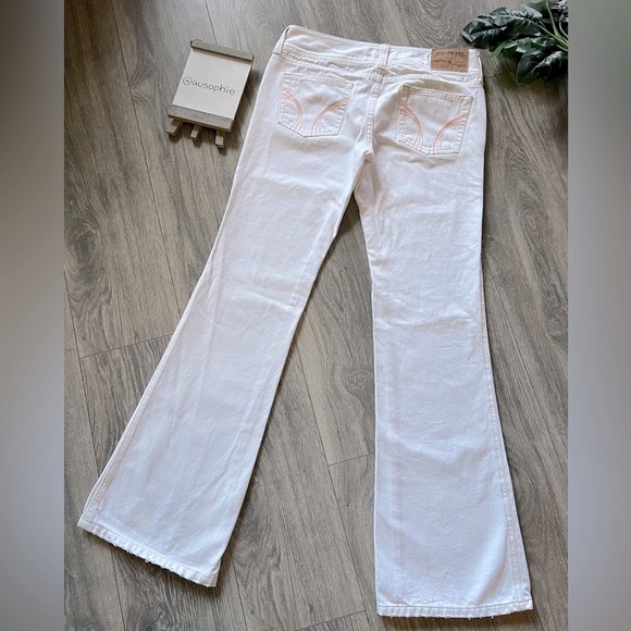 Vintage y2k HCO hollister low rise flare jeans in white. Size 7. - Picture 5 of 12